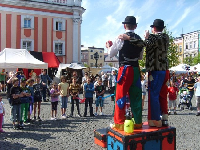 Starówka po szlifowaniu (zdjęcia, film)