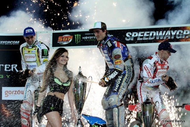 Pozostał niesmak (zdjęcia)