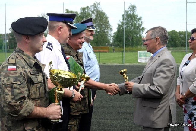 Żołnierze wygrali turniej (zdjęcia)