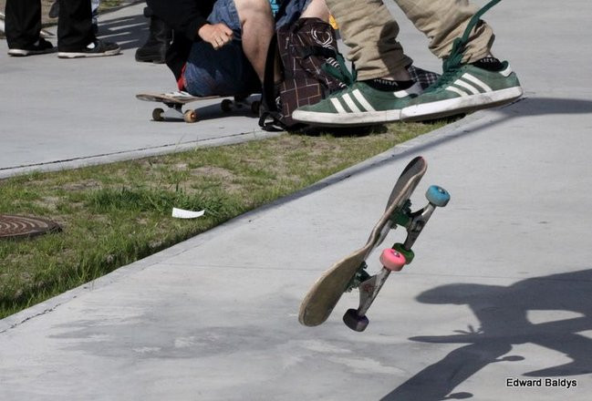 Na ziemi i w powietrzu (zdjęcia i filmy)