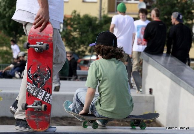 Na ziemi i w powietrzu (zdjęcia i filmy)