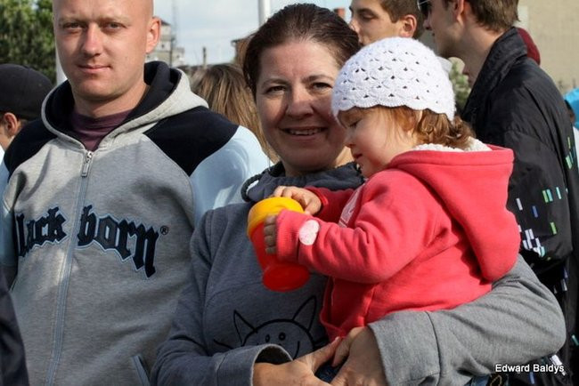 Na ziemi i w powietrzu (zdjęcia i filmy)