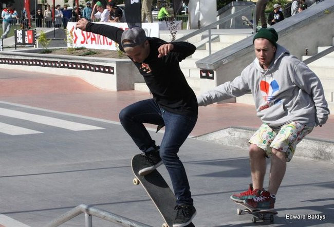 Na ziemi i w powietrzu (zdjęcia i filmy)