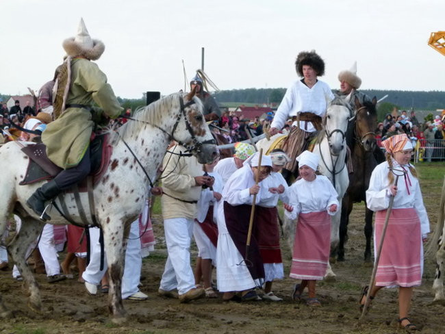 Tatarzy w Bukówcu (zdjęcia)