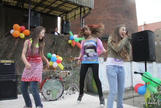 Jubileuszowy festyn SP nr 2 (zdjęcia)