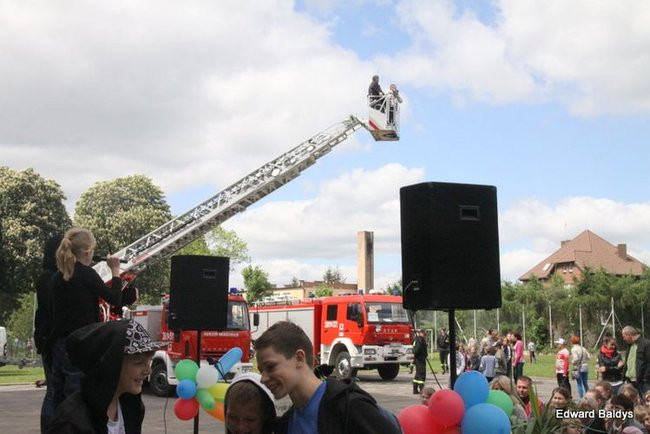 Jubileuszowy festyn SP nr 2 (zdjęcia)