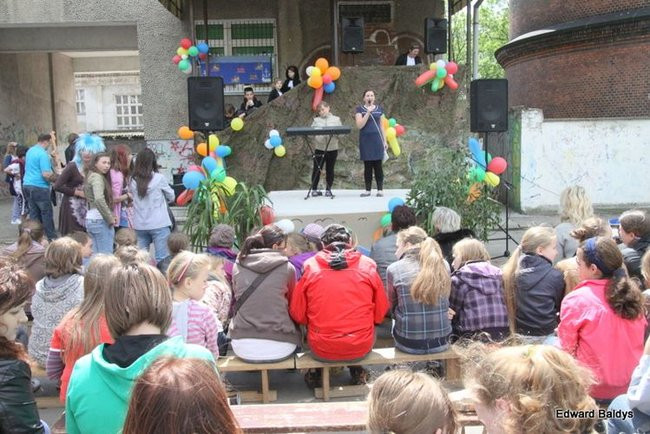 Jubileuszowy festyn SP nr 2 (zdjęcia)