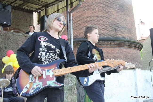 Jubileuszowy festyn SP nr 2 (zdjęcia)