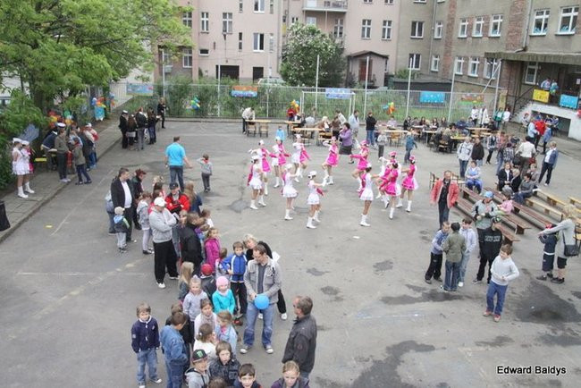 Jubileuszowy festyn SP nr 2 (zdjęcia)