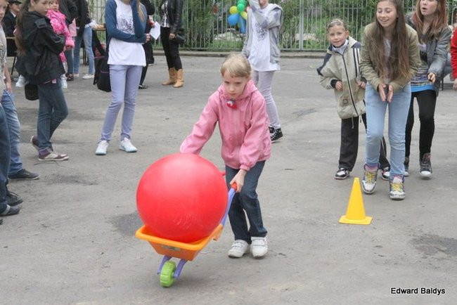 Jubileuszowy festyn SP nr 2 (zdjęcia)