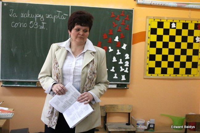 Uczniowie z Włoszakowic mają lekcje gry w szachy  (zdjęcia)