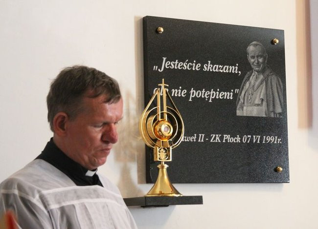 Bierzmowanie więźniów