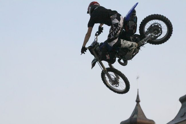 Latające show w Lesznie (zdjęcia)