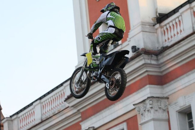 Latające show w Lesznie (zdjęcia)