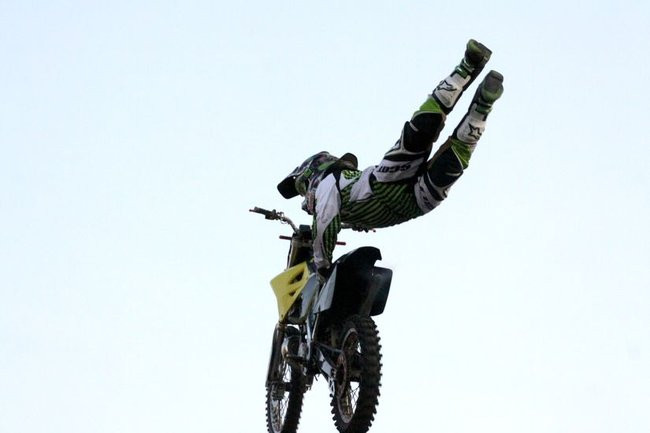 Latające show w Lesznie (zdjęcia)