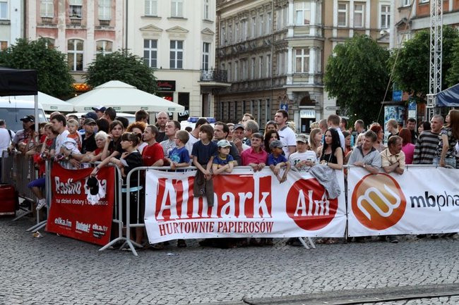Latające show w Lesznie (zdjęcia)