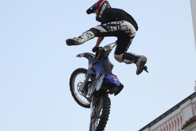 Latające show w Lesznie (zdjęcia)