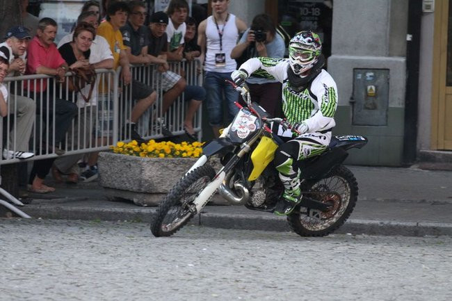 Latające show w Lesznie (zdjęcia)