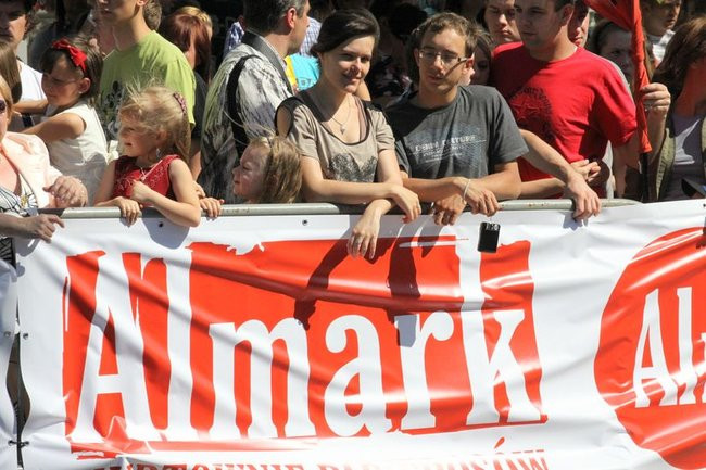 Latające show w Lesznie (zdjęcia)