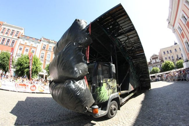 Latające show w Lesznie (zdjęcia)