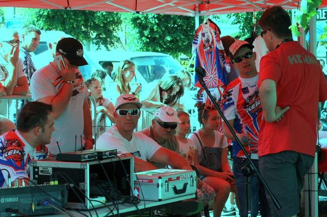 Latające show w Lesznie (zdjęcia)