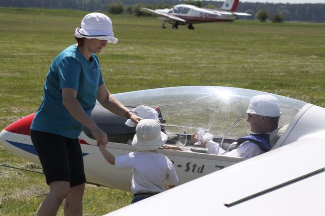 Szybują nad Lesznem (zdjęcia)