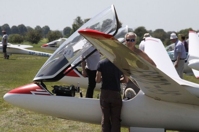 Szybują nad Lesznem (zdjęcia)