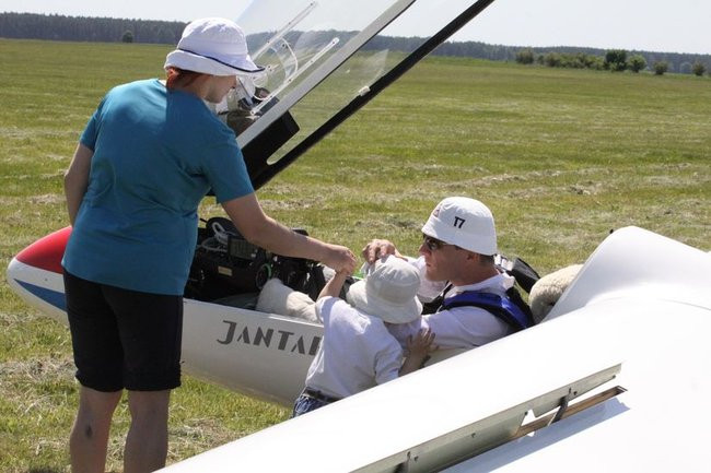 Szybują nad Lesznem (zdjęcia)