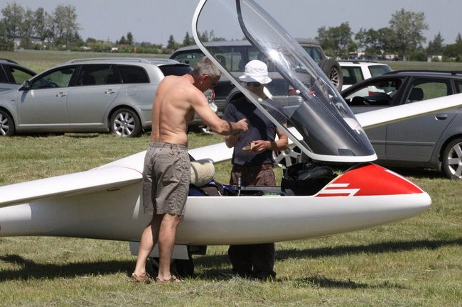 Szybują nad Lesznem (zdjęcia)