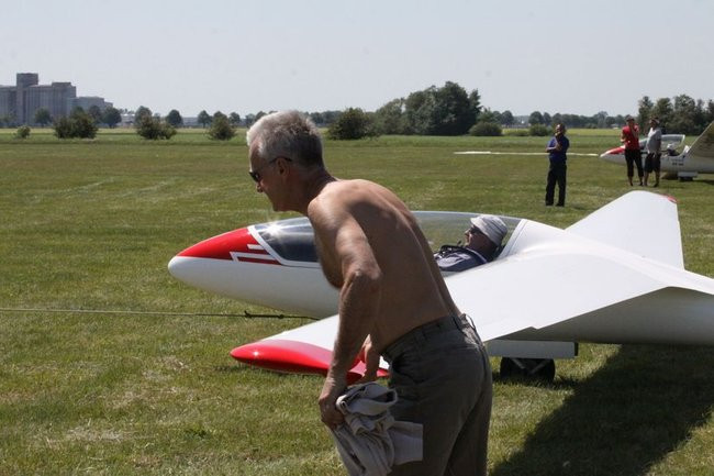 Szybują nad Lesznem (zdjęcia)