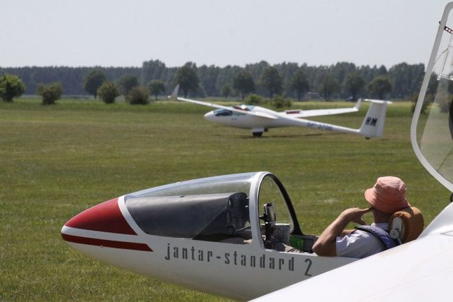 Szybują nad Lesznem (zdjęcia)