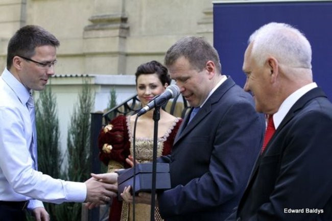 Spotkanie 100 największych (dużo zdjęć, film)