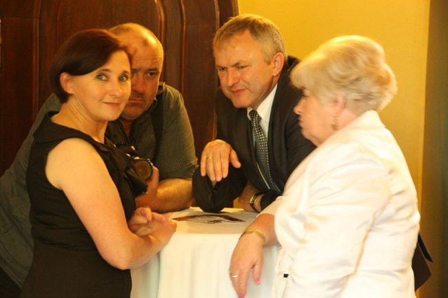 Spotkanie 100 największych (dużo zdjęć, film)