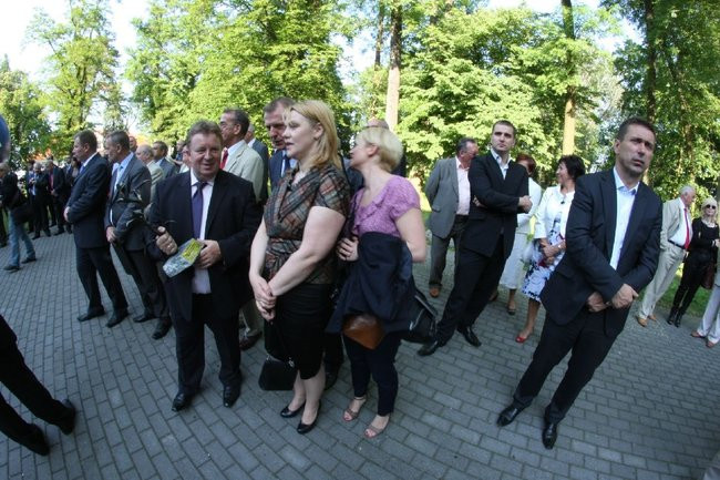 Spotkanie 100 największych (dużo zdjęć, film)