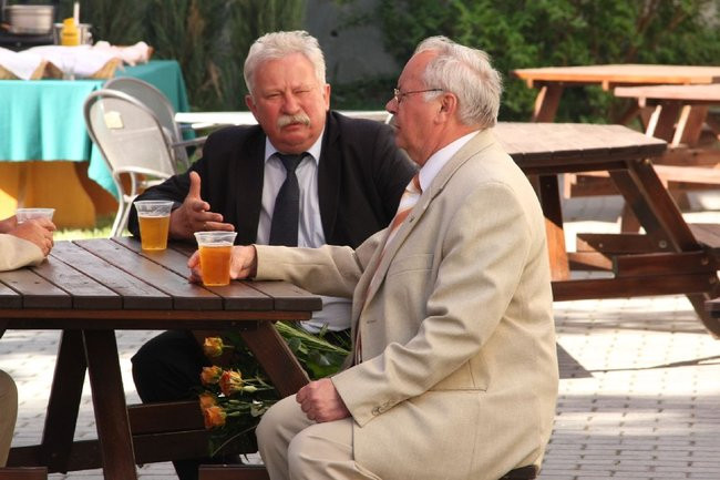 Spotkanie 100 największych (dużo zdjęć, film)