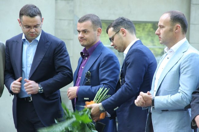 Spotkanie 100 największych (dużo zdjęć, film)