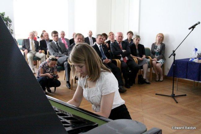 Kapitan Wrona ma klucz do bram Leszna (zdjęcia)