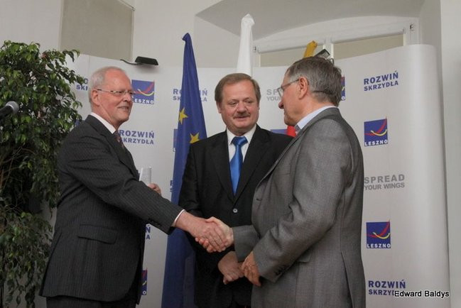 Kapitan Wrona ma klucz do bram Leszna (zdjęcia)