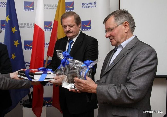 Kapitan Wrona ma klucz do bram Leszna (zdjęcia)