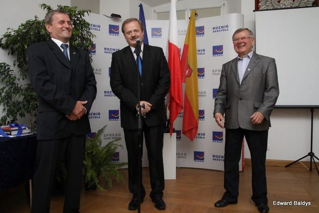 Kapitan Wrona ma klucz do bram Leszna (zdjęcia)