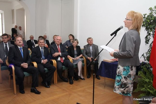 Kapitan Wrona ma klucz do bram Leszna (zdjęcia)