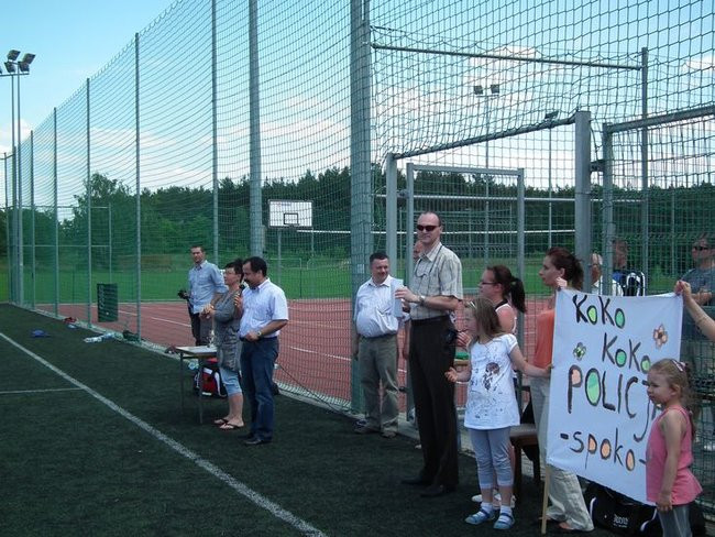 Policjanci zdeklasowali rywali (zdjęcia)