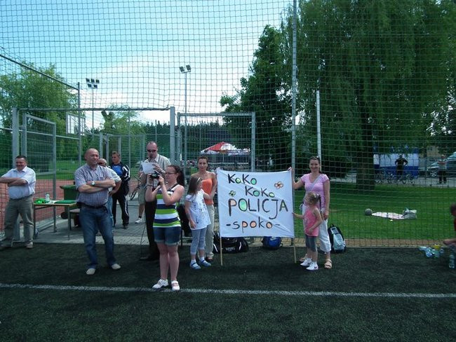 Policjanci zdeklasowali rywali (zdjęcia)