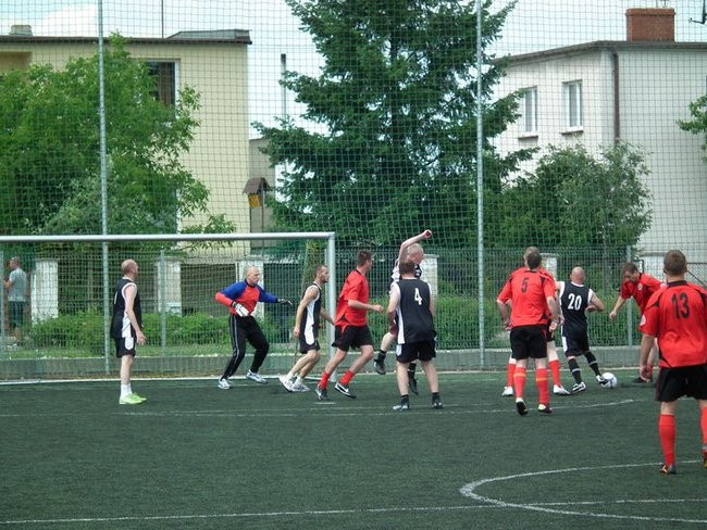 Policjanci zdeklasowali rywali (zdjęcia)