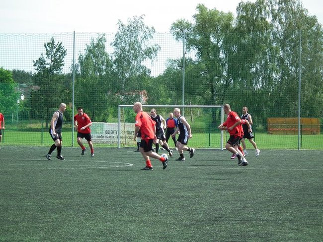 Policjanci zdeklasowali rywali (zdjęcia)