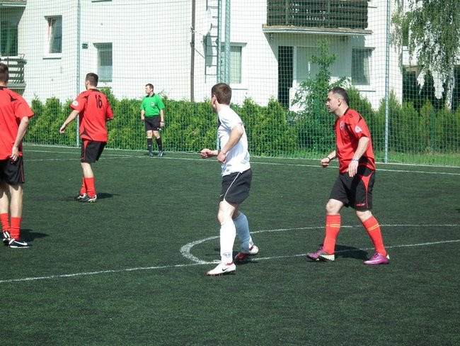 Policjanci zdeklasowali rywali (zdjęcia)