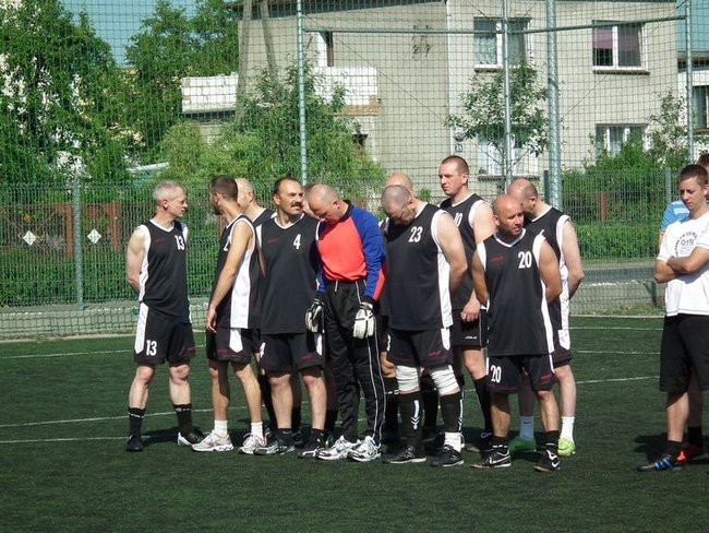 Policjanci zdeklasowali rywali (zdjęcia)