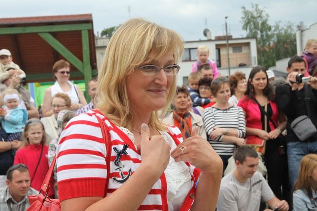 Wspólna zabawa rodziców i dzieci (zdjęcia)