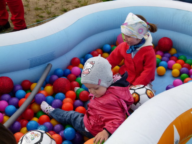 Zabawy na Skateplazie (zdjęcia)