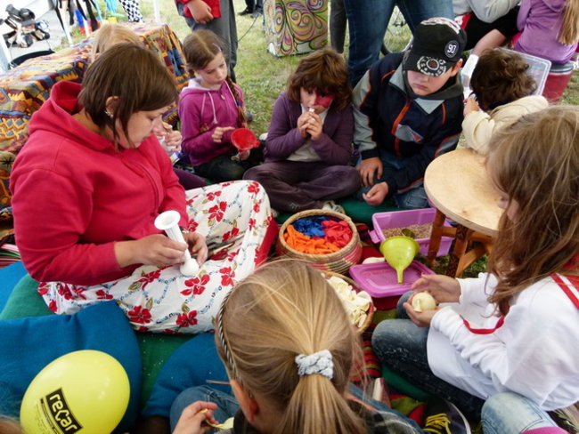 Zabawy na Skateplazie (zdjęcia)